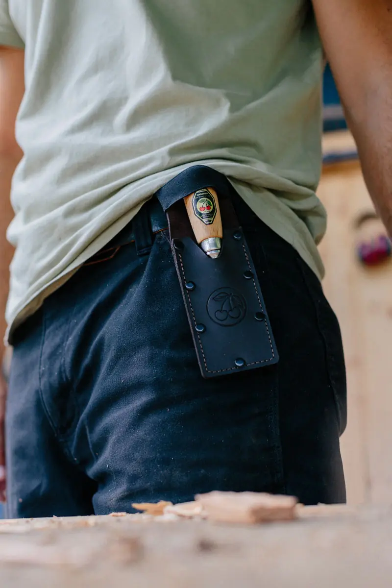 Corta scalpelli 35 mm in custodia di pelle con manico in faggio KIRSCHEN