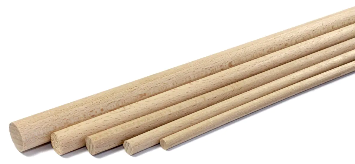 Bastone rotondo in legno di faggio, superficie liscia