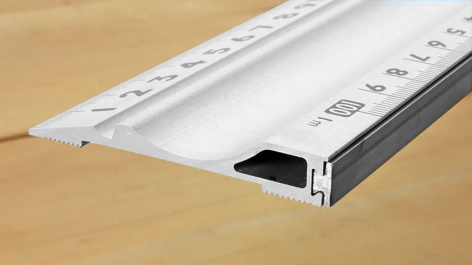 Riga per tagli - senza manico 100 cm SHINWA Riga per tagli - senza manico 100 cm SHINWA