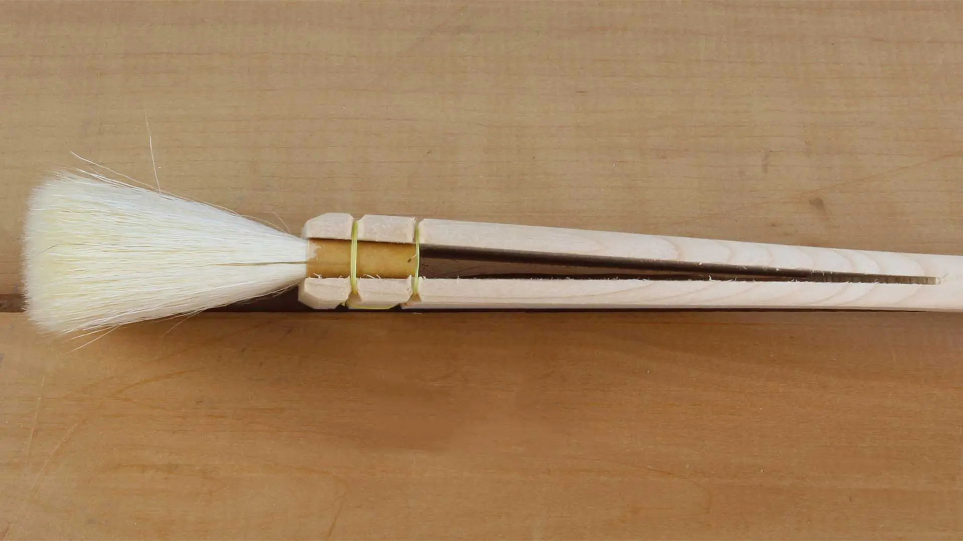 Pennello di capelli di capra bianco 30 mm con manico in legno Pennello di capelli di capra bianco 30 mm con manico in legno