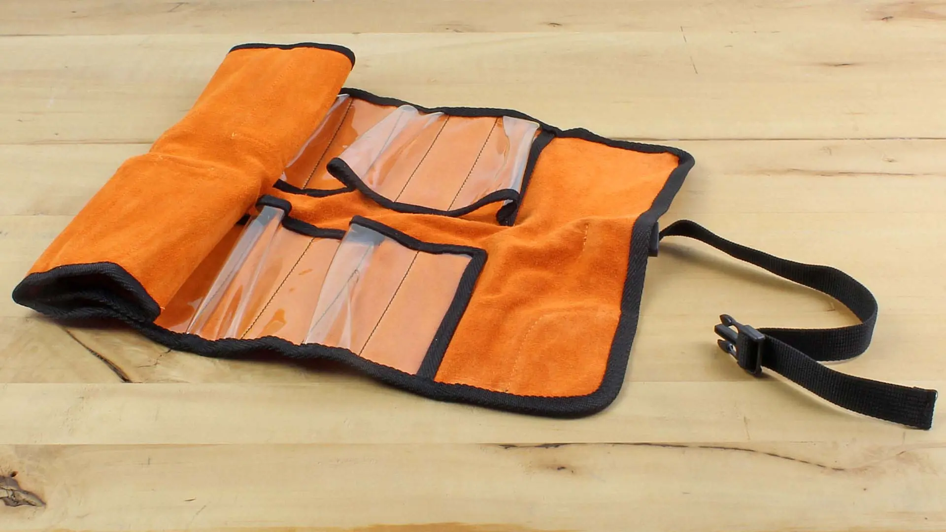 Rotolo in pelle con 12 tasche trasparenti DUE CILIEGE