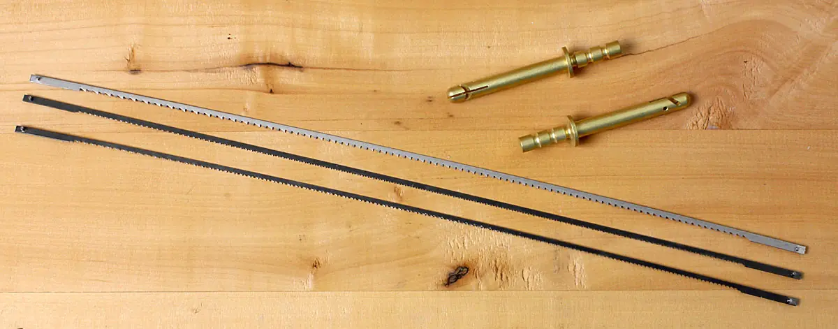 Set di costruzione sega da traforo consistente di 3 lame 305 mm e 2 attacchi per lama  GRAMERCY TOOLS