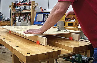 Set Platform Saddles with 4 brackets for boards 18 - 19 mm wide and 4 posts for holes 19 - 20 mm VERITAS Set Platform Saddles with 4 brackets for boards 18 - 19 mm wide and 4 posts for holes 19 - 20 mm VERITAS