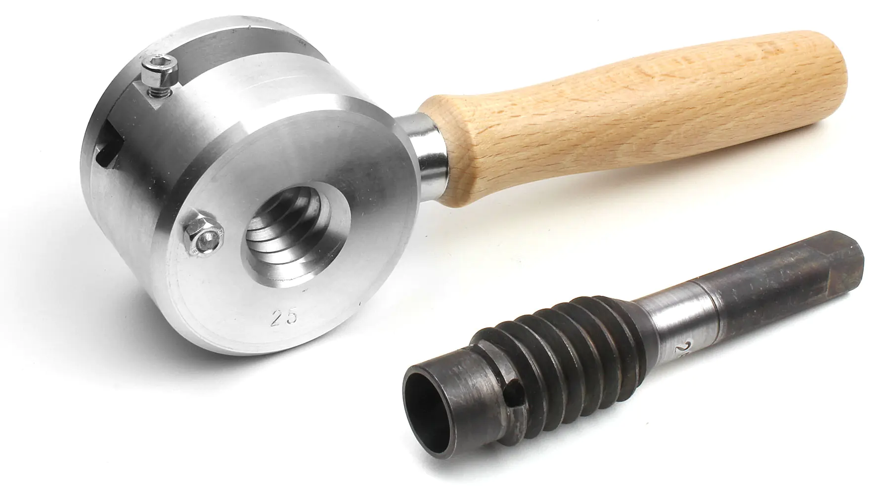 Set di maschi e filiere per filettatura interna ed esterna del legno