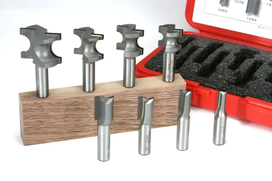 Set di 8 frese per la guida per cerniere in legno metrica INCRA