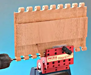 Guida per cerniere in legno INCRA Hingecrafter - versione METRICA Guida per cerniere in legno INCRA Hingecrafter - versione METRICA