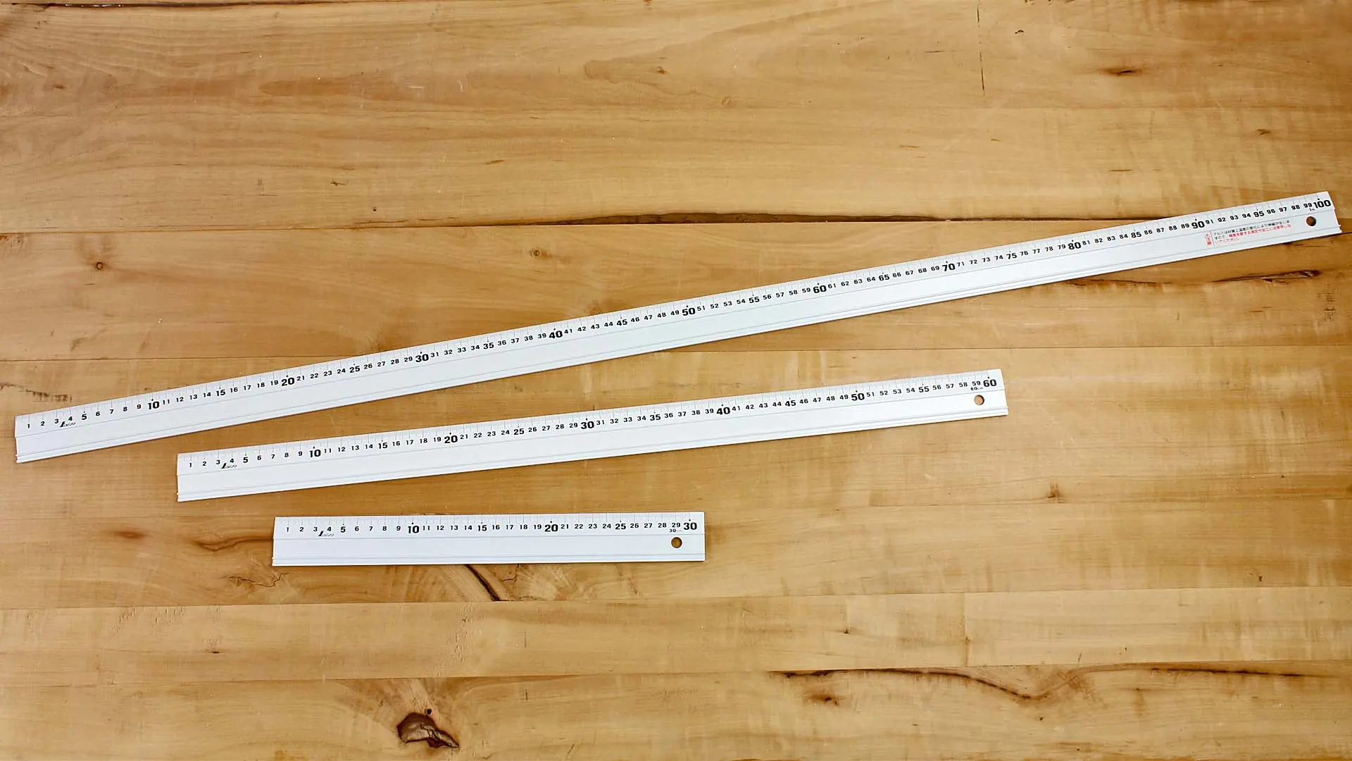 Righello in alluminio, antiscivolo Righello in alluminio, antiscivolo