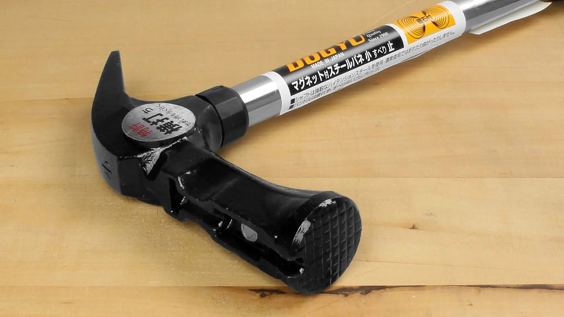 Japanese Claw Hammer Checked Face Weight 550 g Head Diameter 27 mm TL 390 mm DOGYU