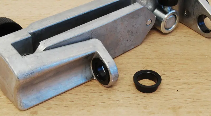 Cuscinietto di plastica per SE-77/SE-76 (adatto pure per vecchia SVH-60)