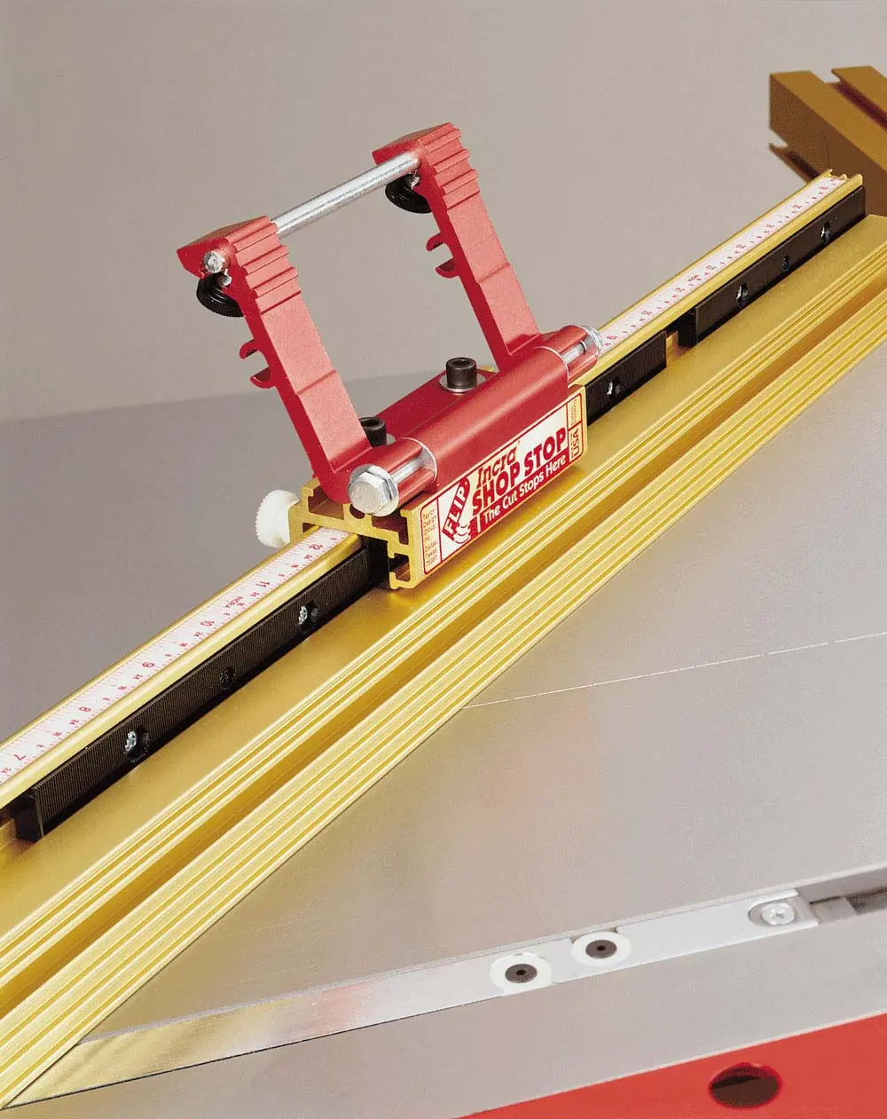 FondoCorsa basculante INCRA metriche (INCRA Incremental Flip Shop Stop) FondoCorsa basculante INCRA metriche (INCRA Incremental Flip Shop Stop)