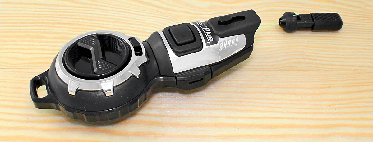 Junior Plus Marcatore professionale nero a linea d’inchiostro con riavvolgimento automatico e corda sottile SHINWA