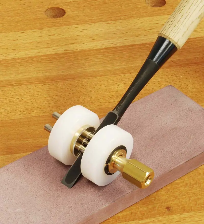 Guida per affilatura no. 1 con ruote grandi per larghezze lame da 2 a 26 mm R.KELL
