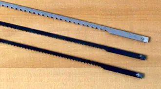 Set di 3 lame per sega da traforo da 10-16-24 TPI lunghezza 305 mm GRAMERCY TOOLS Set di 3 lame per sega da traforo da 10-16-24 TPI lunghezza 305 mm GRAMERCY TOOLS