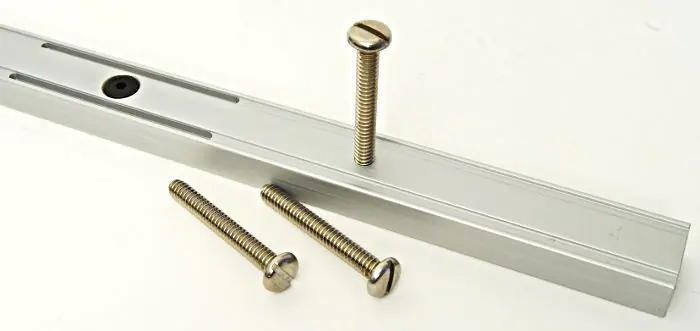 Vite a taglio testa piatta 10-24 UNC x 1-1/2 inch