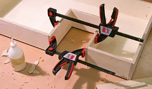 Strettoio rapido ad una sola mano EZS apertura 150 mm BESSEY Strettoio rapido ad una sola mano EZS apertura 150 mm BESSEY
