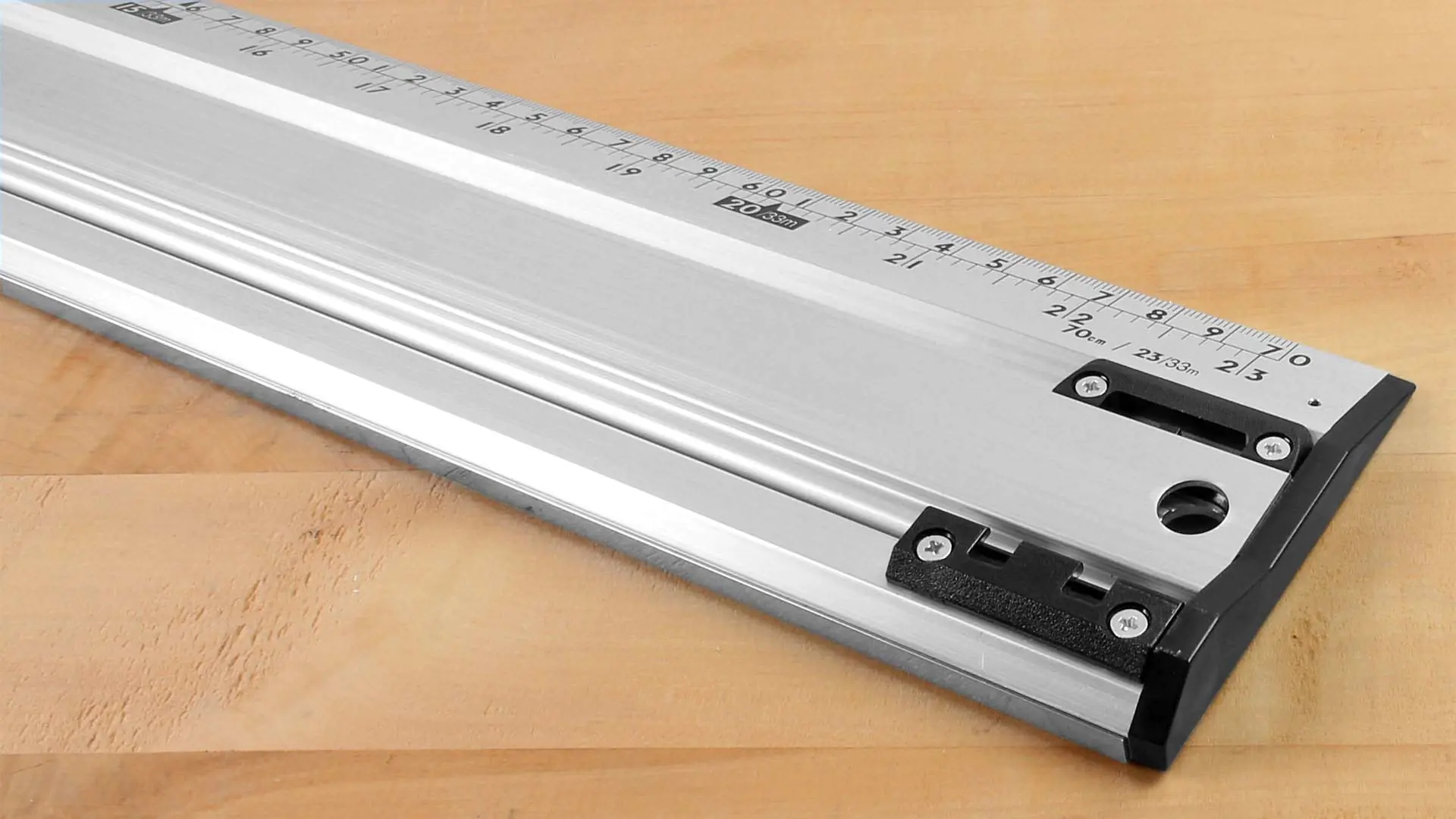 Aluminium Cutting Rule PROTECTwith Non-slip Pad with Steel Edge 70cm/shaku SHINWA Aluminium Cutting Rule PROTECTwith Non-slip Pad with Steel Edge 70cm/shaku SHINWA