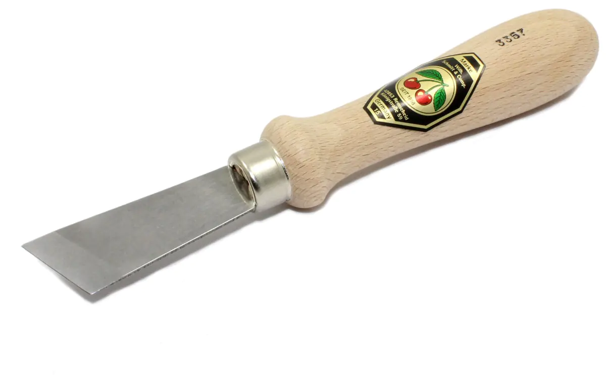 Coltello da intaglio a lama grande, inclinata DUE CILIEGE