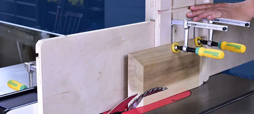 Pair MATCHFIT DoveTail Clamps  MICROJIG Pair MATCHFIT DoveTail Clamps  MICROJIG